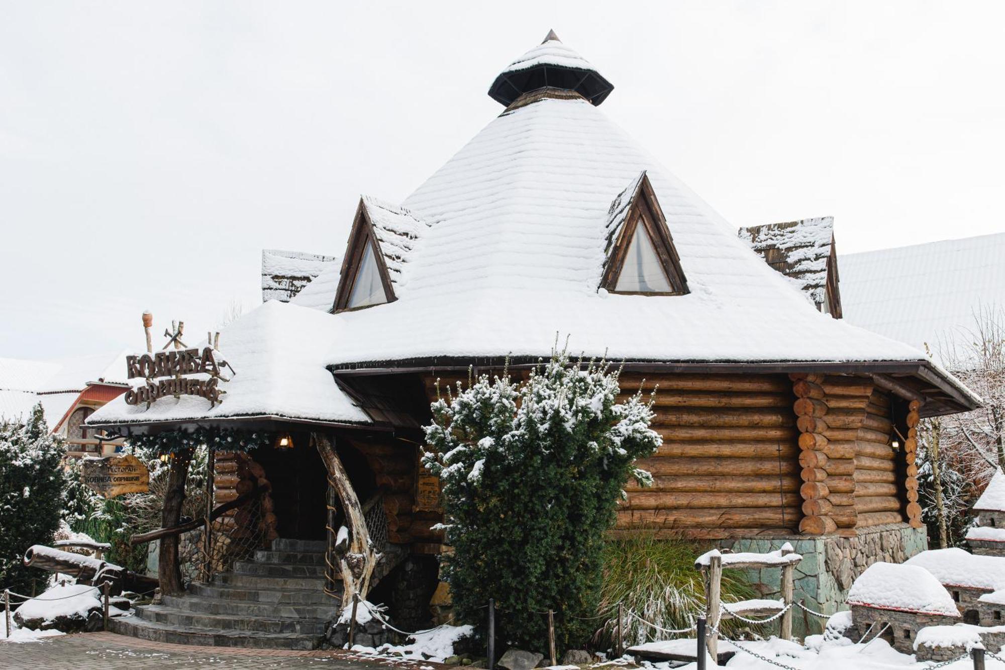 Kolyba Opryshkiv Hotel Nizhneye Selishche ภายนอก รูปภาพ