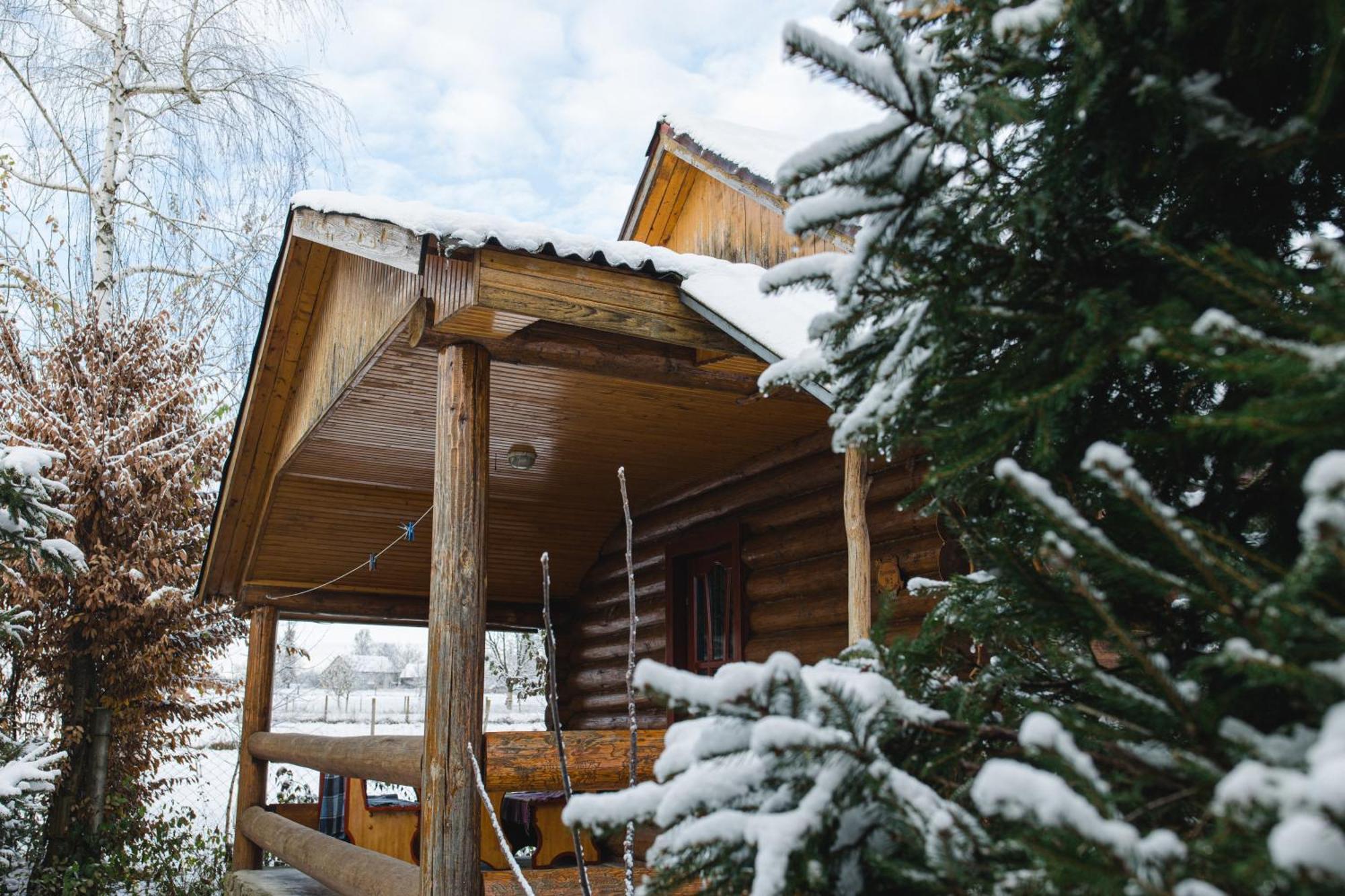 Kolyba Opryshkiv Hotel Nizhneye Selishche ภายนอก รูปภาพ
